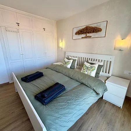 Victoria Apartment, * 아데제