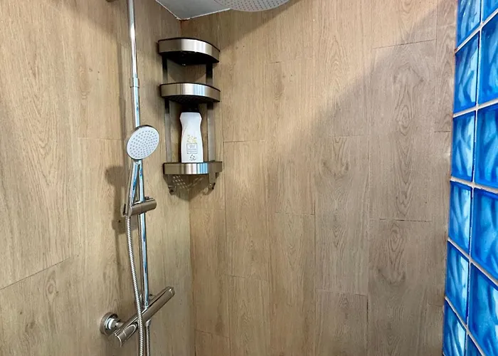 דירה Victoria Apartment, *